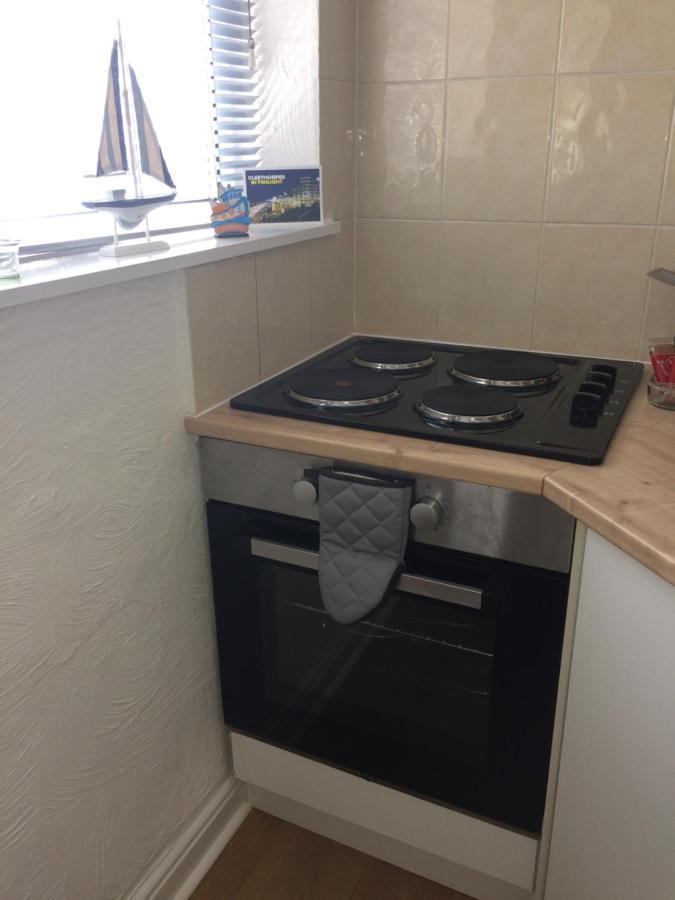 Lovely Little Flat By The Sea In Cleethorpes Eksteriør billede