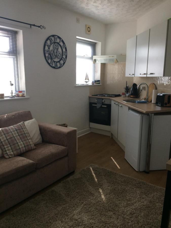 Lovely Little Flat By The Sea In Cleethorpes Eksteriør billede